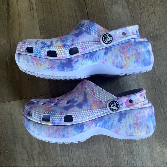 Crocs Classic Platform Slip On Clog Purple Pink Tie Dye - Picture 5 of 10